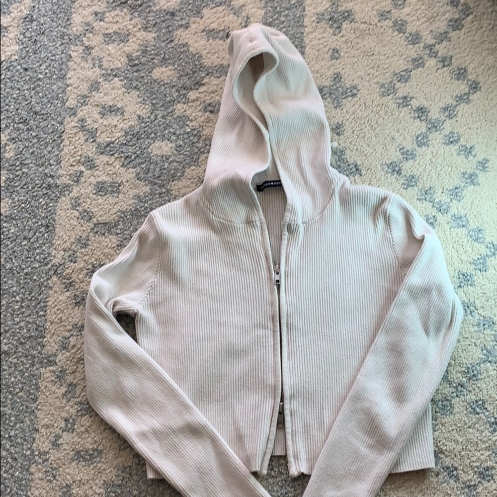 Brandy Melville long sleeve shirt